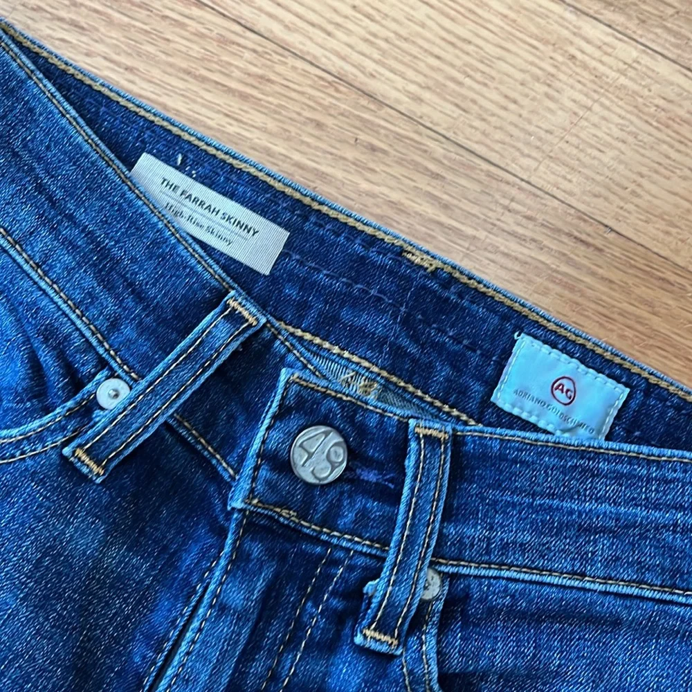 AG brand. Medium Wash Skinny Jeans - AG - Size 24R - Picture 4 of 4